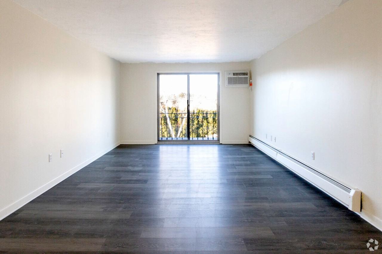 Lakeshore Estates - Photo 5 of 36