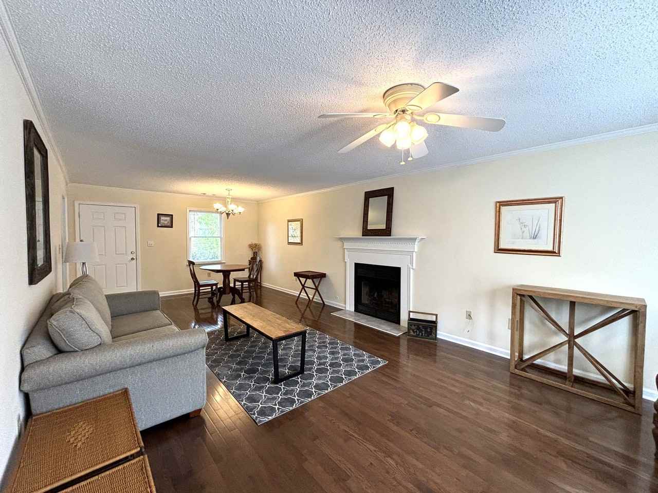 210 Whitehall Road - Photo 4 of 13