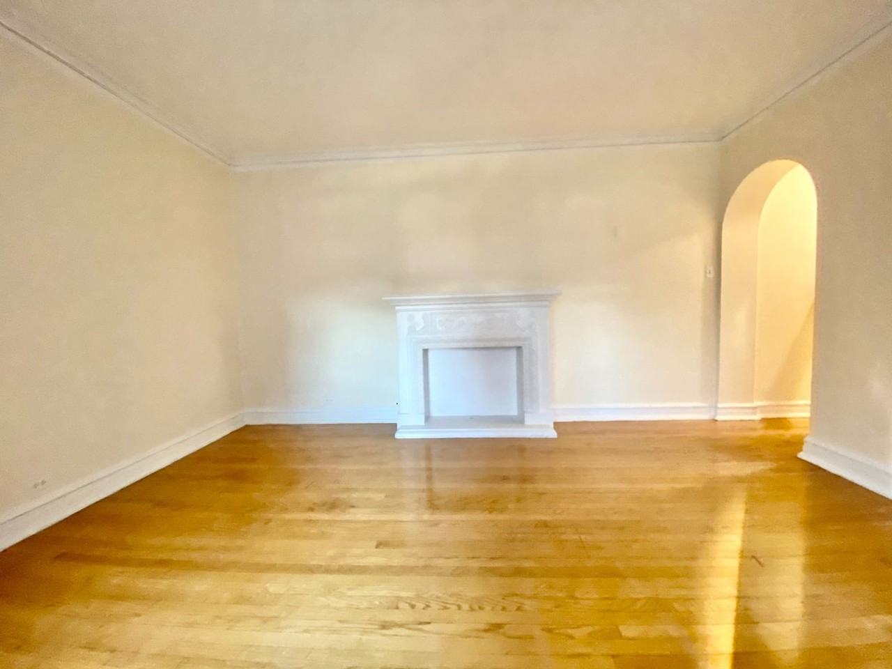 337 - *2554-68 W. Estes Building* - Photo 4 of 6
