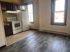 415-417 Locust St - Photo 1 of 1