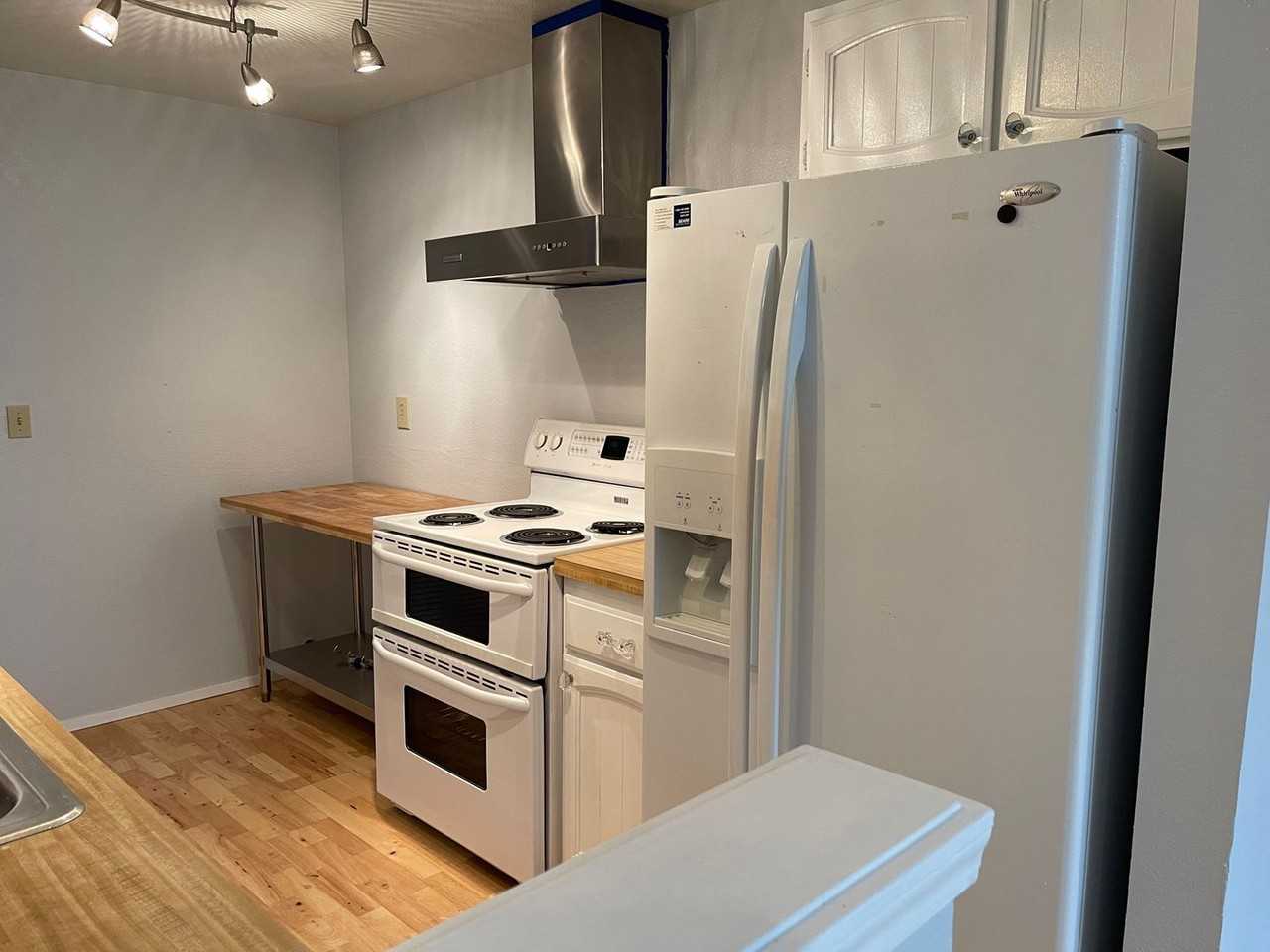 19125 Ballinger Way Ne #202 - Photo 2 of 17