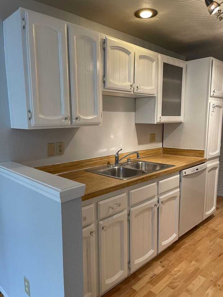 19125 Ballinger Way Ne #202 - Photo 3 of 17