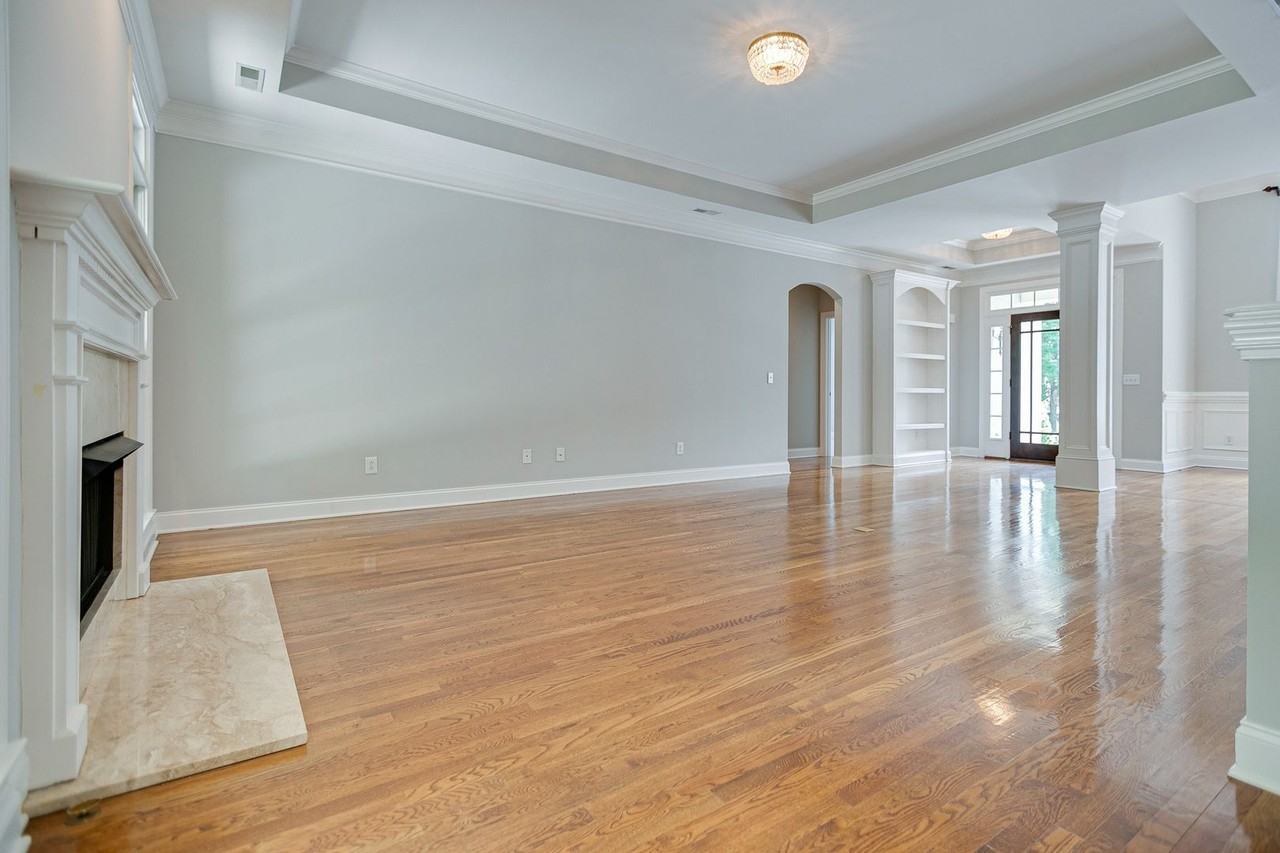 143 Gardenia Way - Photo 5 of 29