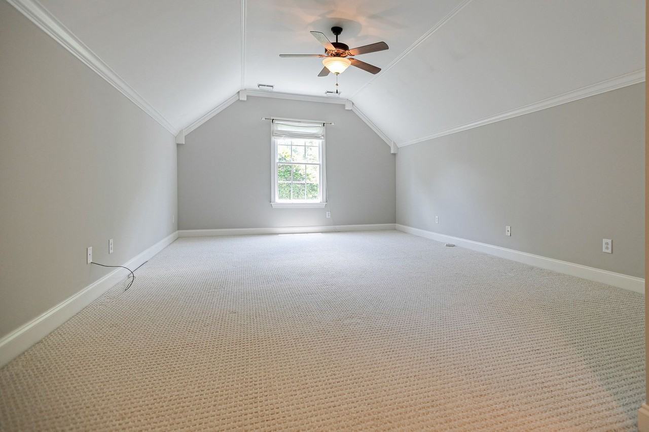 143 Gardenia Way - Photo 2 of 29