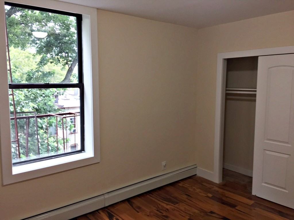 445 Bainbridge Street ##3F - Photo 2 of 7