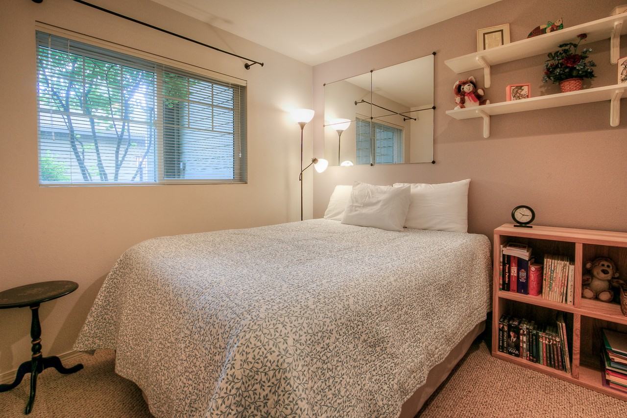 710 240th Way Se - Photo 7 of 24
