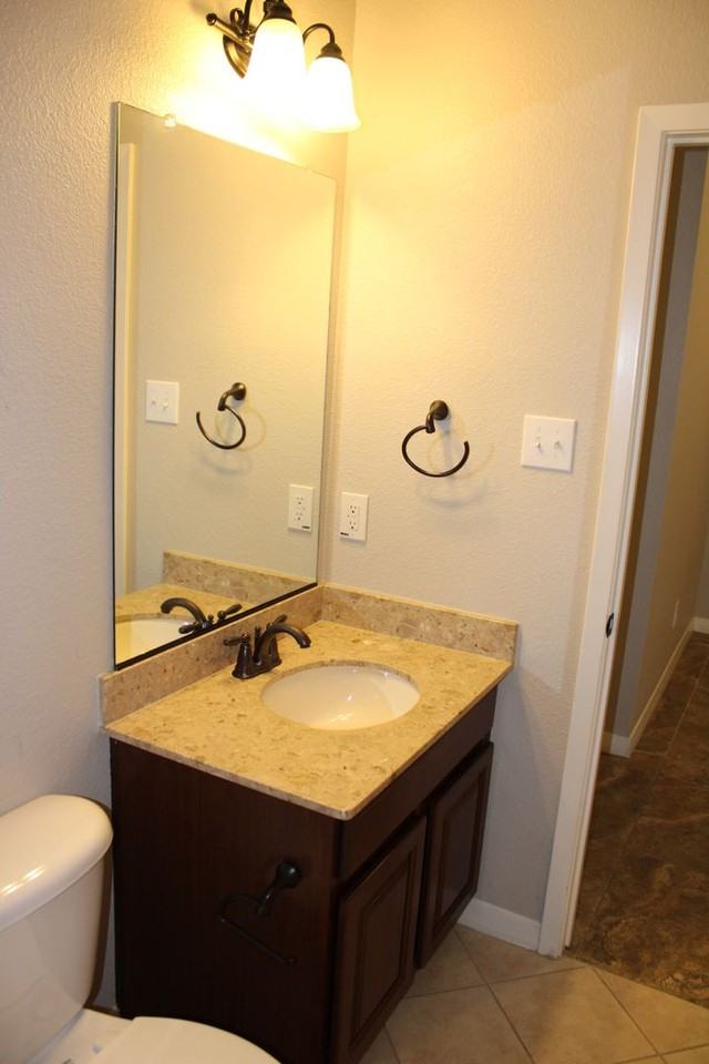 3912 Asbury Ln - Photo 3 of 50