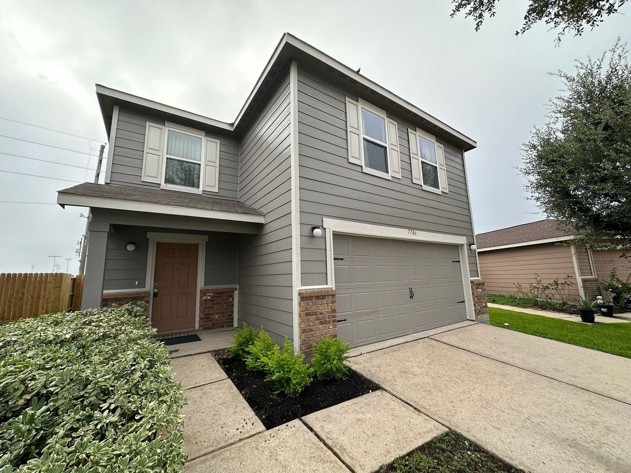 7706 Sagemark Ridge Dr - Photo 2 of 39