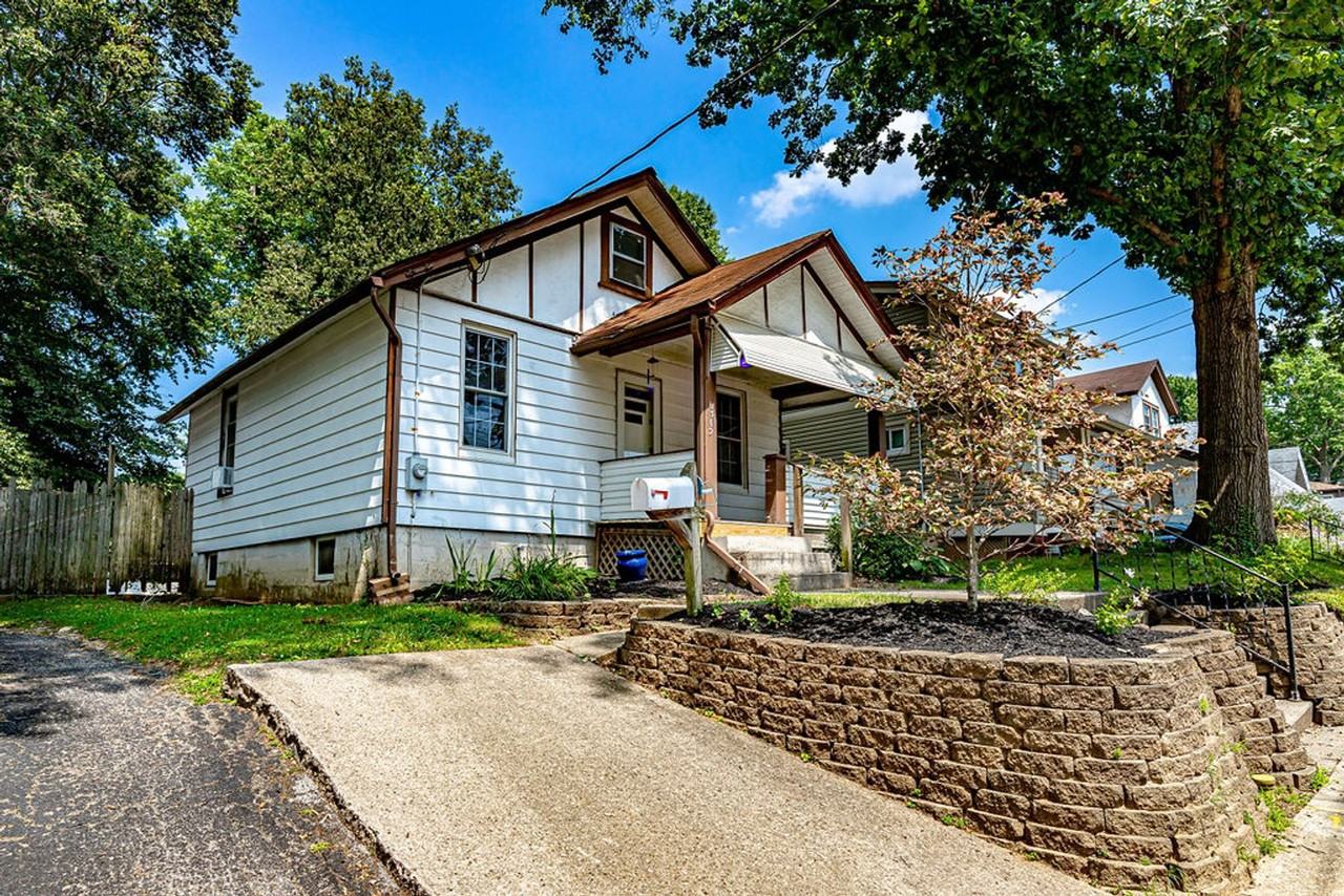 6312 Bedford St - Photo 2 of 21