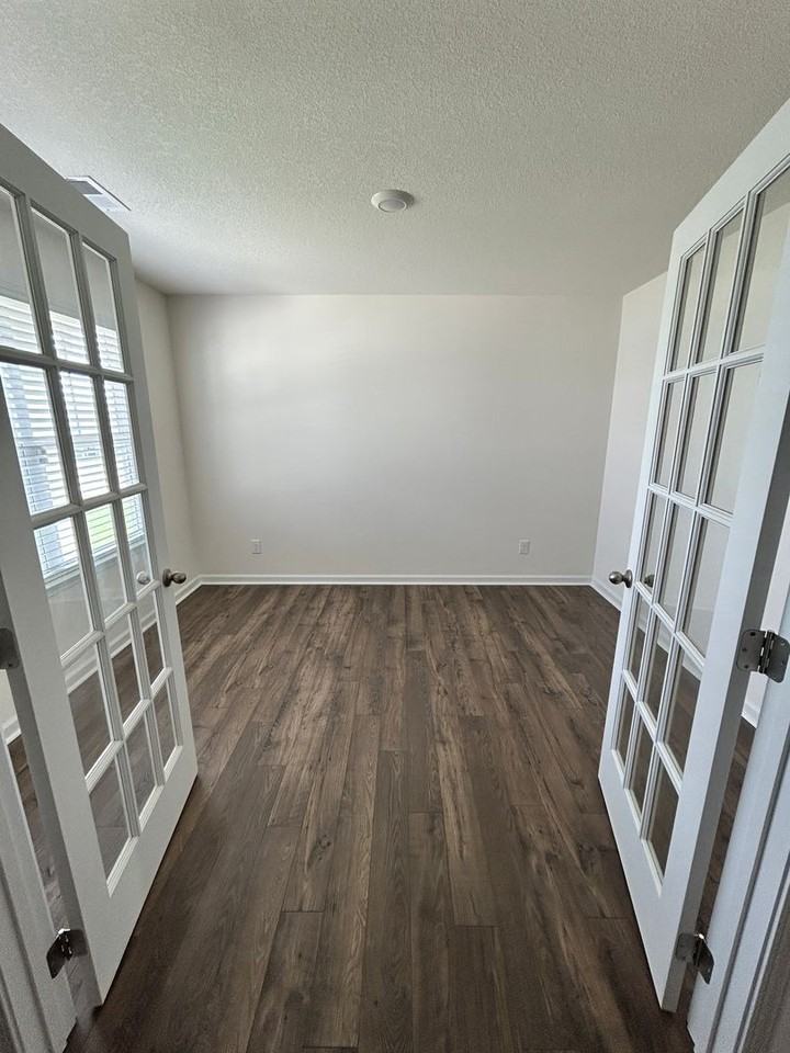 632 Clay Dr - Photo 3 of 28