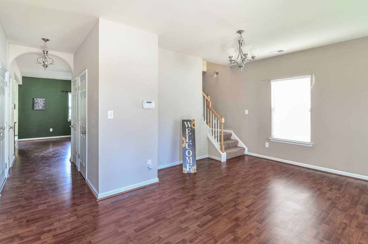 9001 Cocos Path - Photo 5 of 40