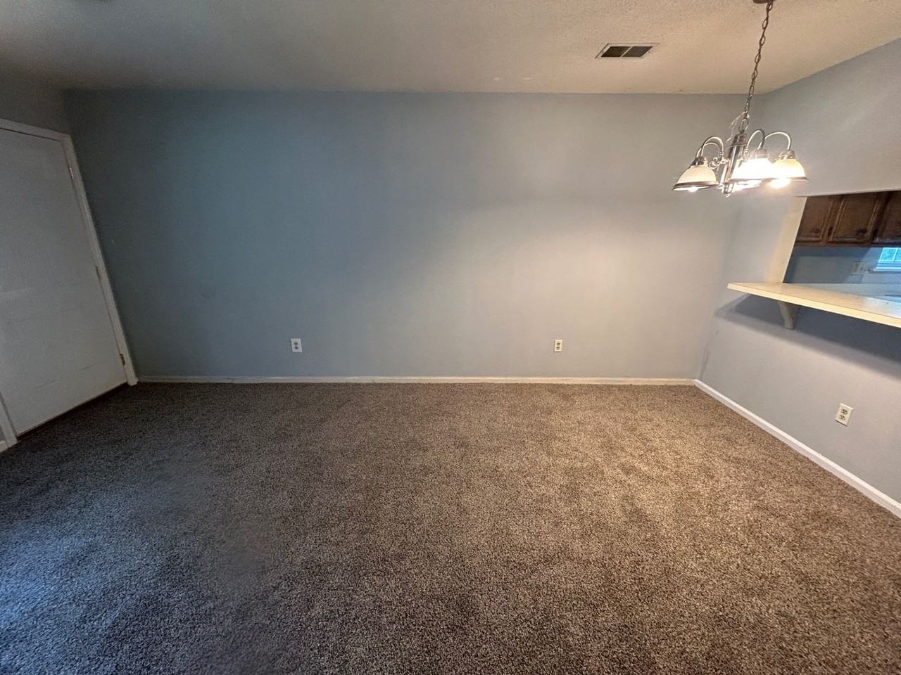 107 Country Town Dr - Photo 4 of 17