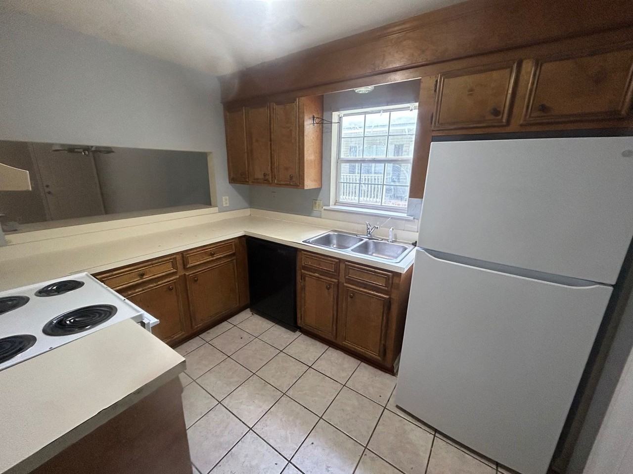 107 Country Town Dr - Photo 5 of 17