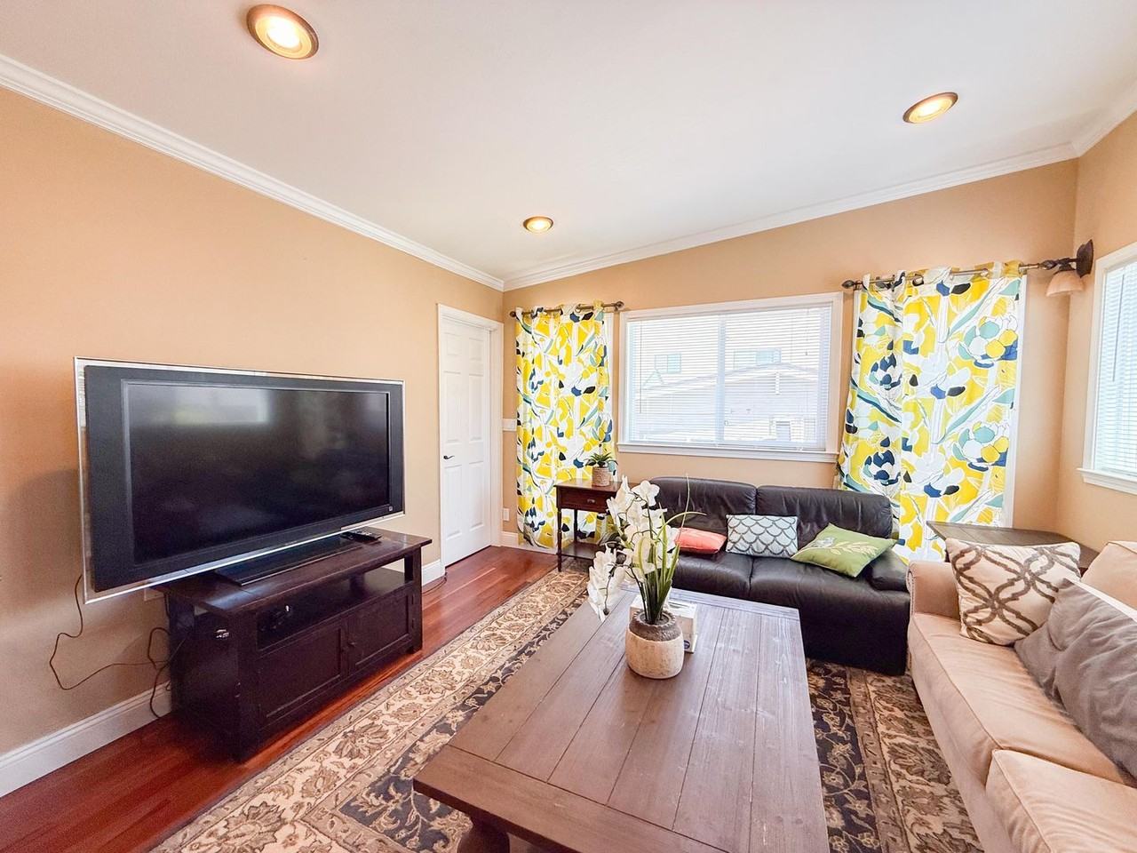 1227 Brighton Ave - Photo 3 of 23