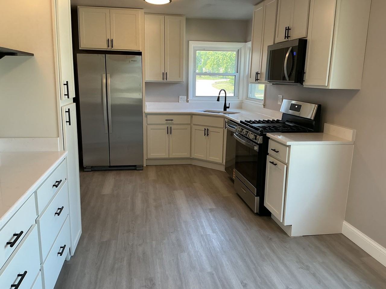 4605 W Saint Francis Ave - Photo 2 of 17