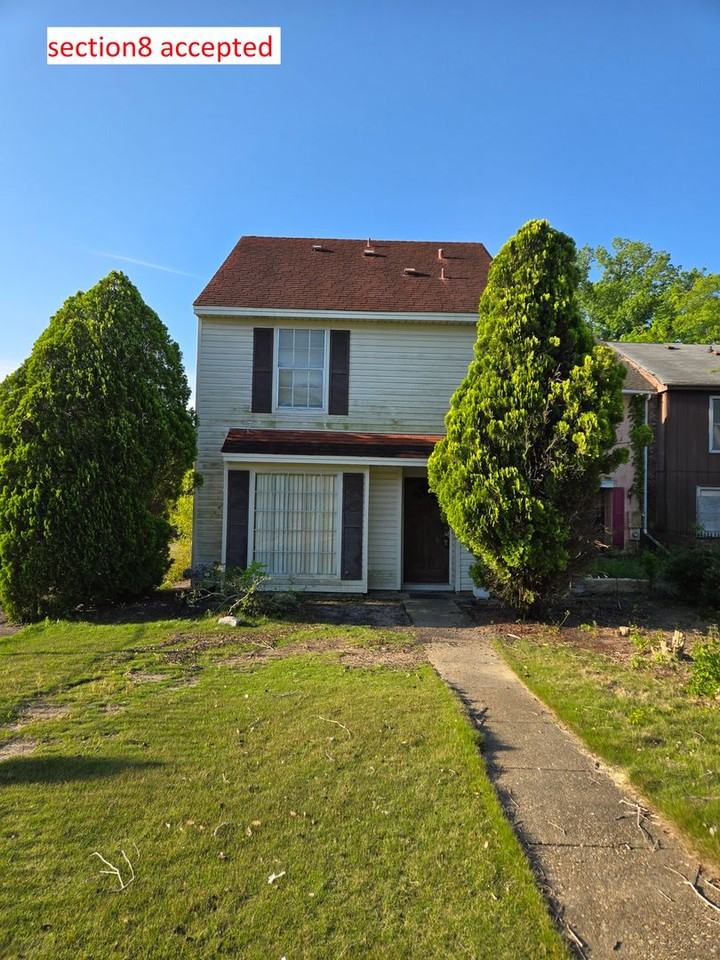 3152 3152 Gentilly Court - 3152 Gentilly Ct - Photo 2 of 36