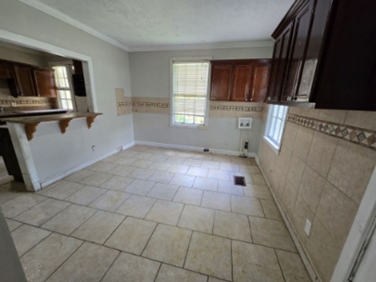 139 Mount Vernon Drive - Photo 4 of 38