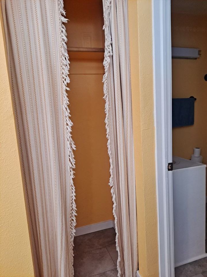 323 1/2 E Orman Ave - Photo 6 of 9