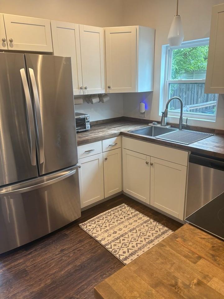 131 Vance Ave - Photo 4 of 17