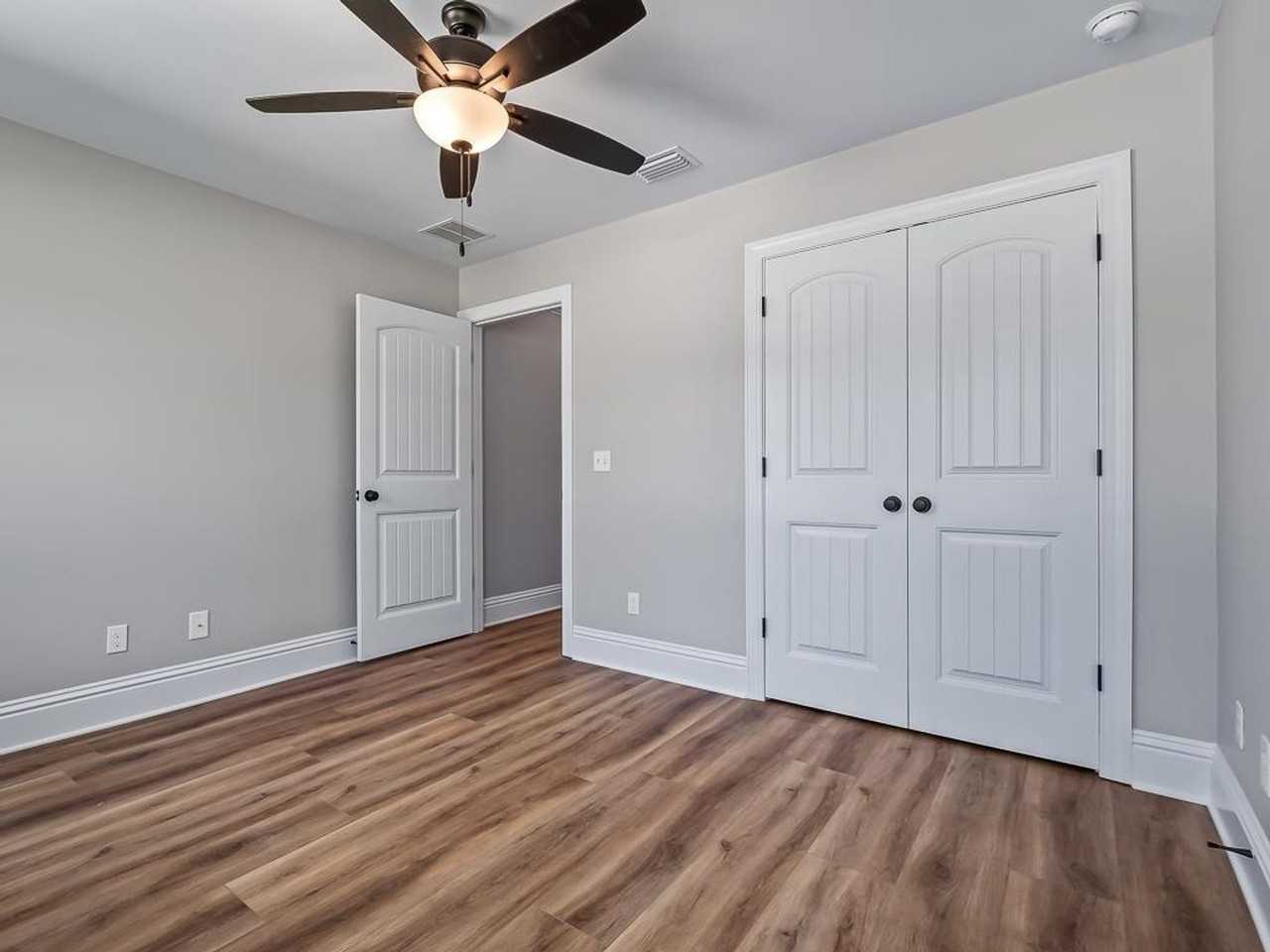 84 Merwyn Dr - Photo 5 of 21