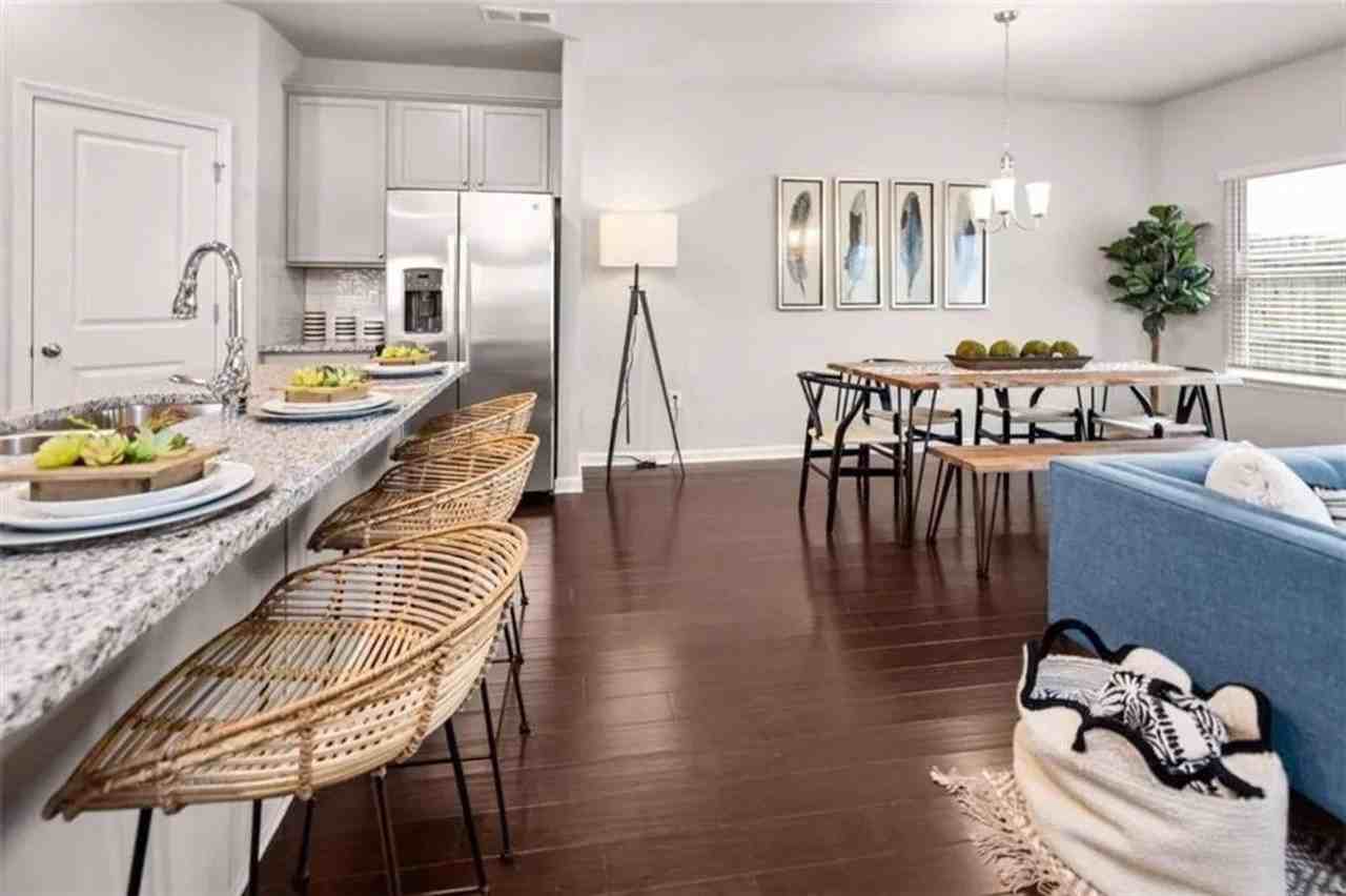 3376 The Way Pl - Photo 4 of 16