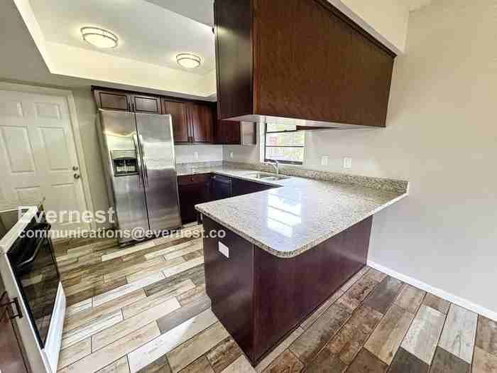 14714 Oak Vine Dr - Photo 2 of 28