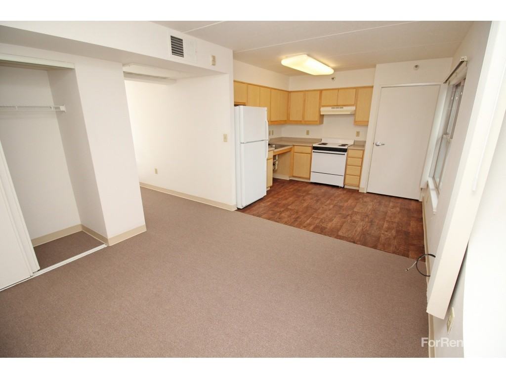 Ping Yuen Apartments - Senior Apartments - Photo 3 of 20