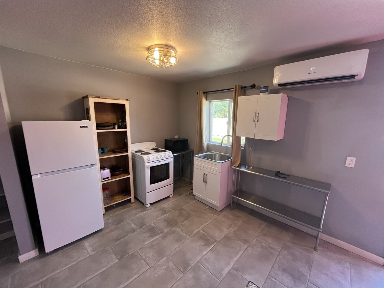 496 W Mohave St #2 - Photo 5 of 12