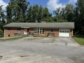 205 Reynolds St #A - Photo 1 of 1