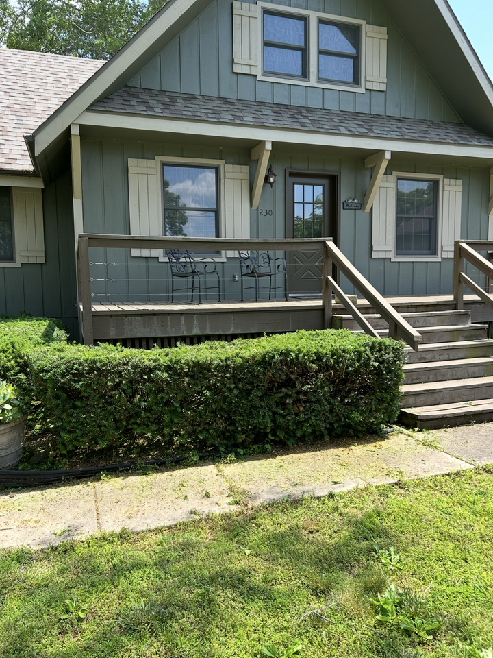 230 Lakeshore Dr #NA - Photo 2 of 19