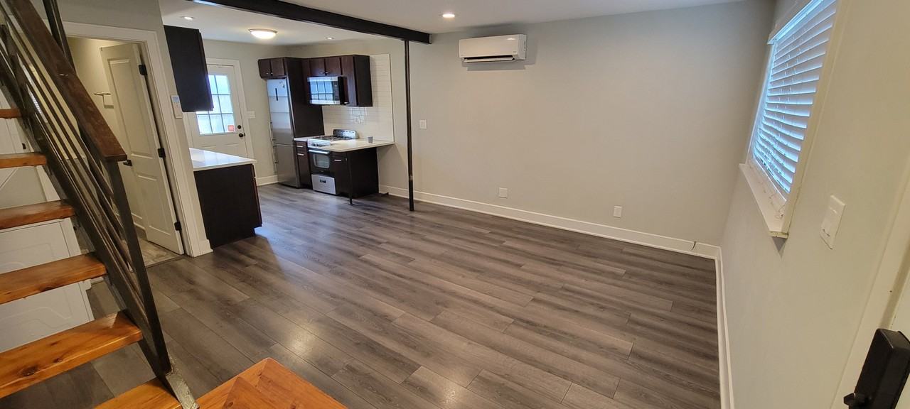 2657 West Luther Street #1R - Photo 2 of 14