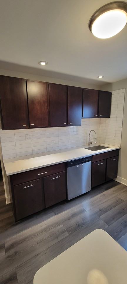 2657 West Luther Street #1R - Photo 5 of 14