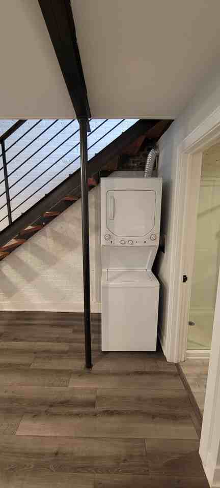 2657 West Luther Street #1R - Photo 6 of 14