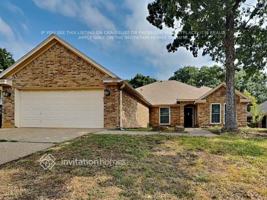 featured image of 6221 August Run