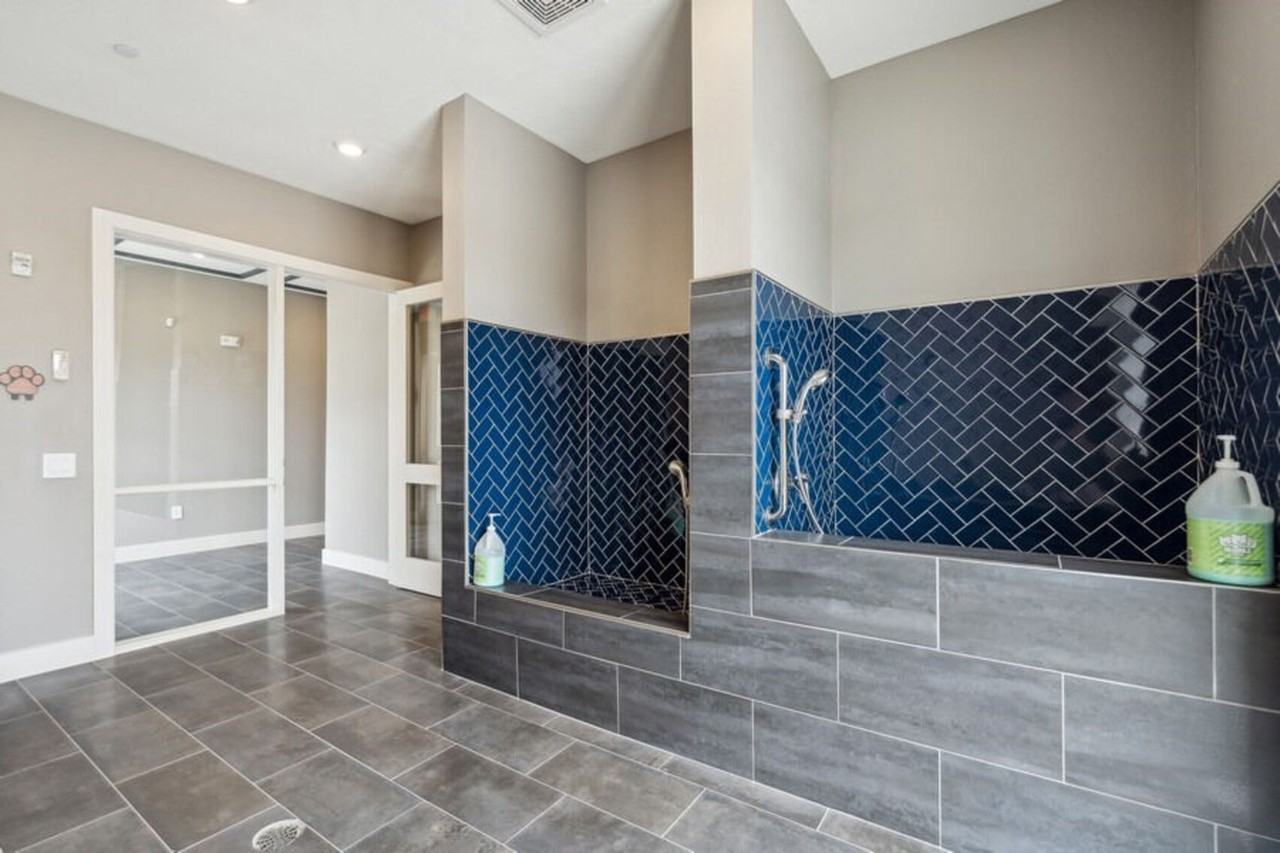 Forum Drive - Photo 7 of 9