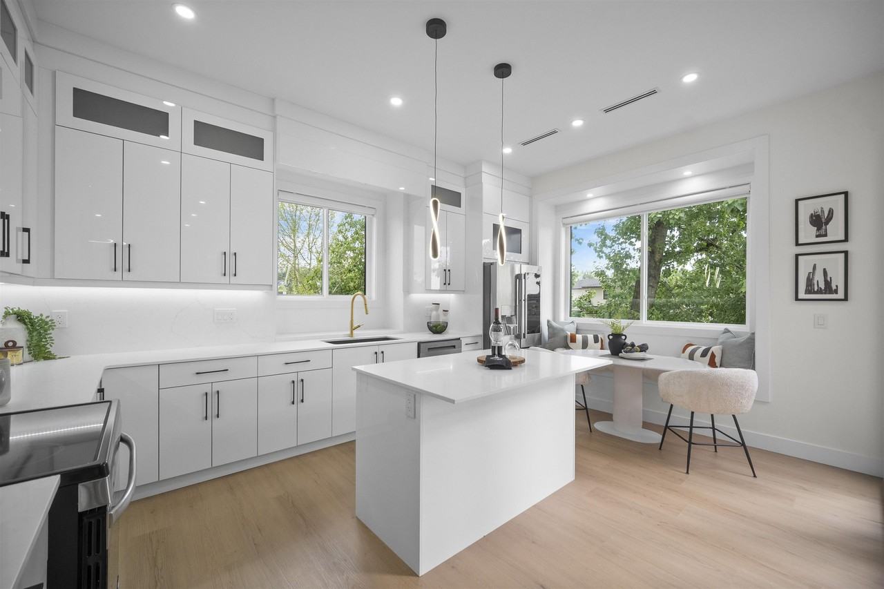 12644 113B Avenue - Photo 2 of 13