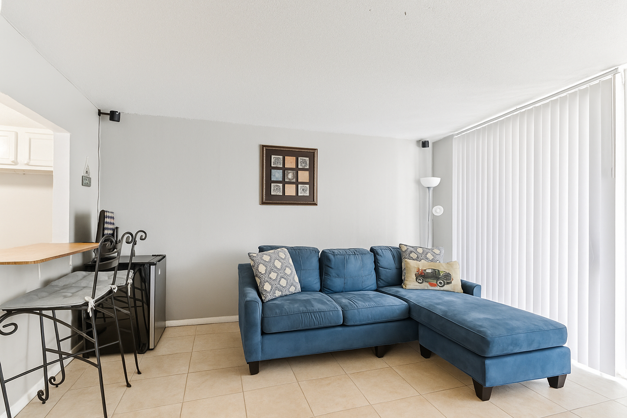 University Townhomes – 1, 2 & 3 Bedroom Homes in a Vibrant Community - Photo 5 of 50