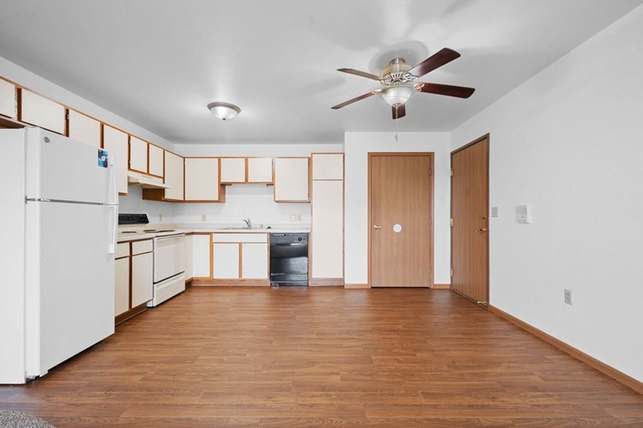 123 Knaup Drive - Photo 2 of 50