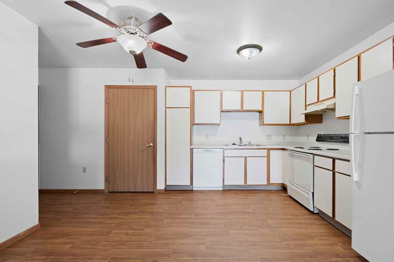 123 Knaup Drive - Photo 7 of 50