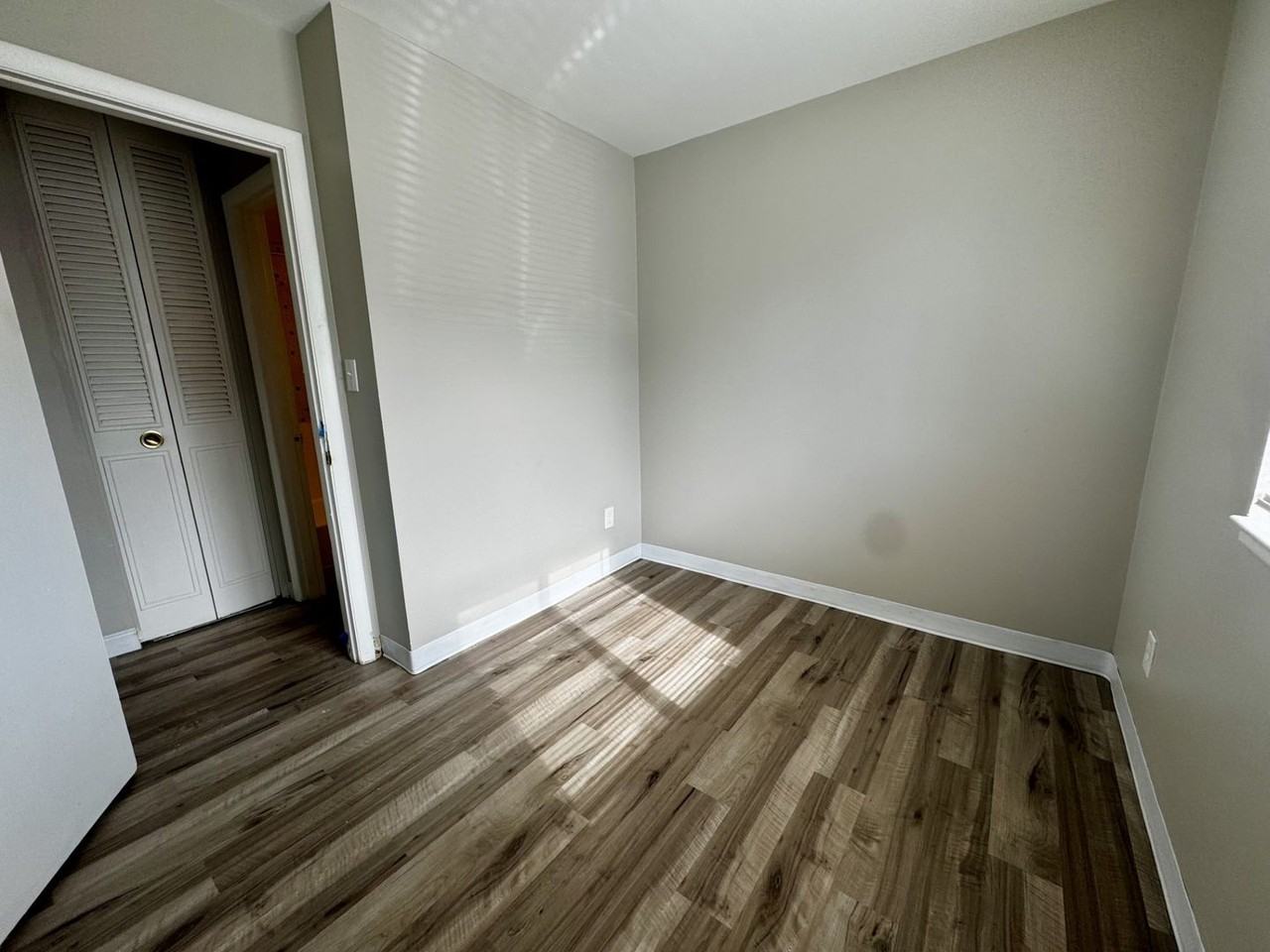 1330 W. 5th Avenue II LLC - Photo 3 of 10