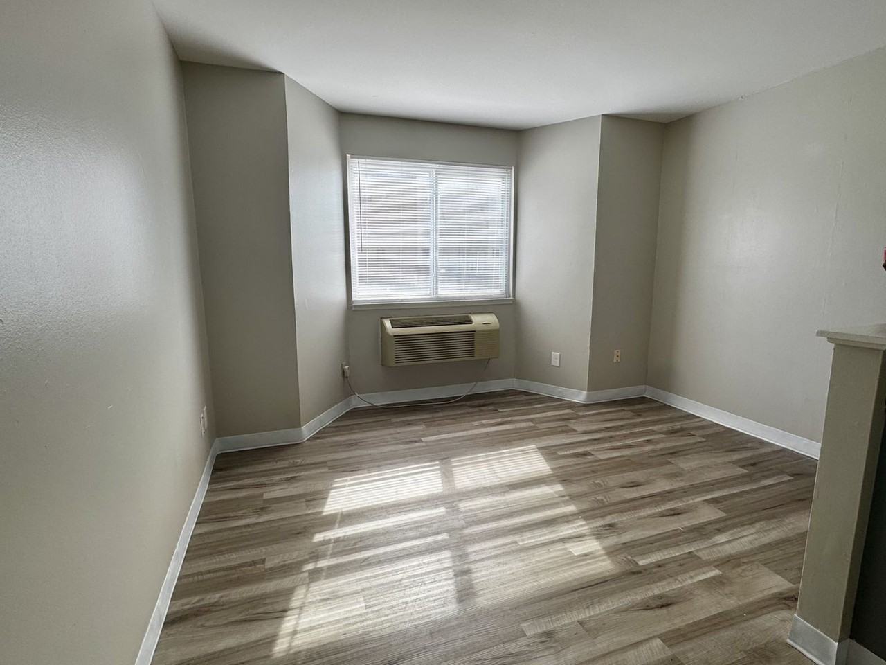 1330 W. 5th Avenue II LLC - Photo 2 of 8