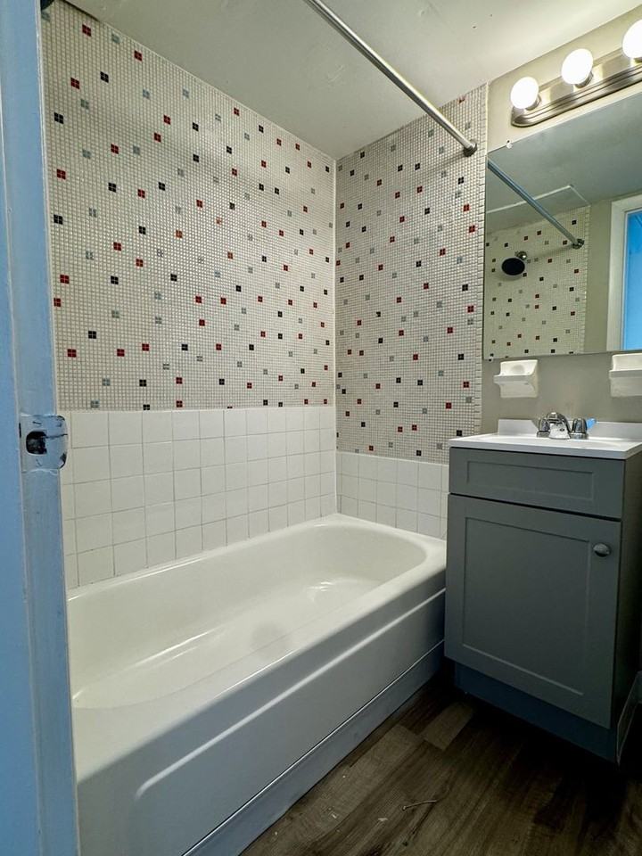 1330 W. 5th Avenue II LLC - Photo 6 of 8