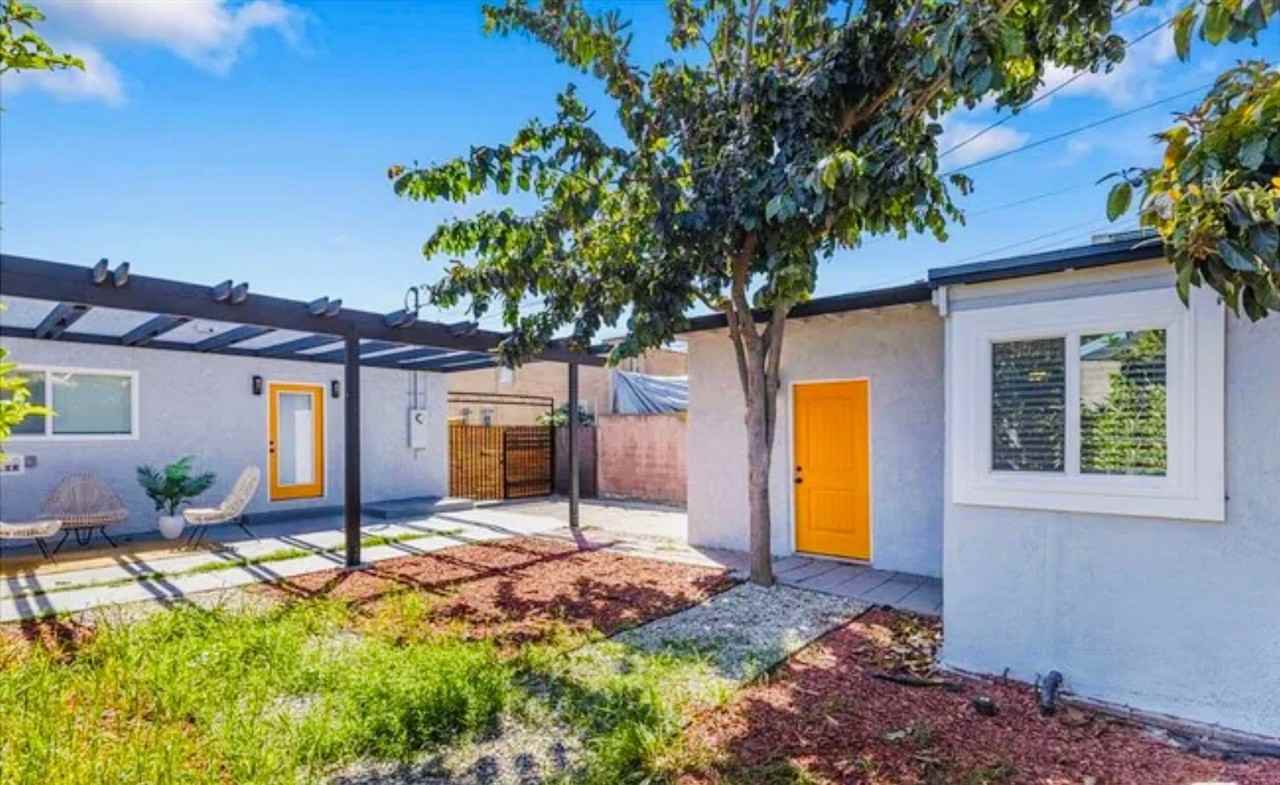 5835 5th Ave - Photo 3 of 17