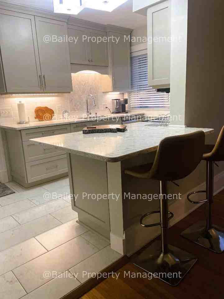 1971 Bardstown Rd - Photo 3 of 20