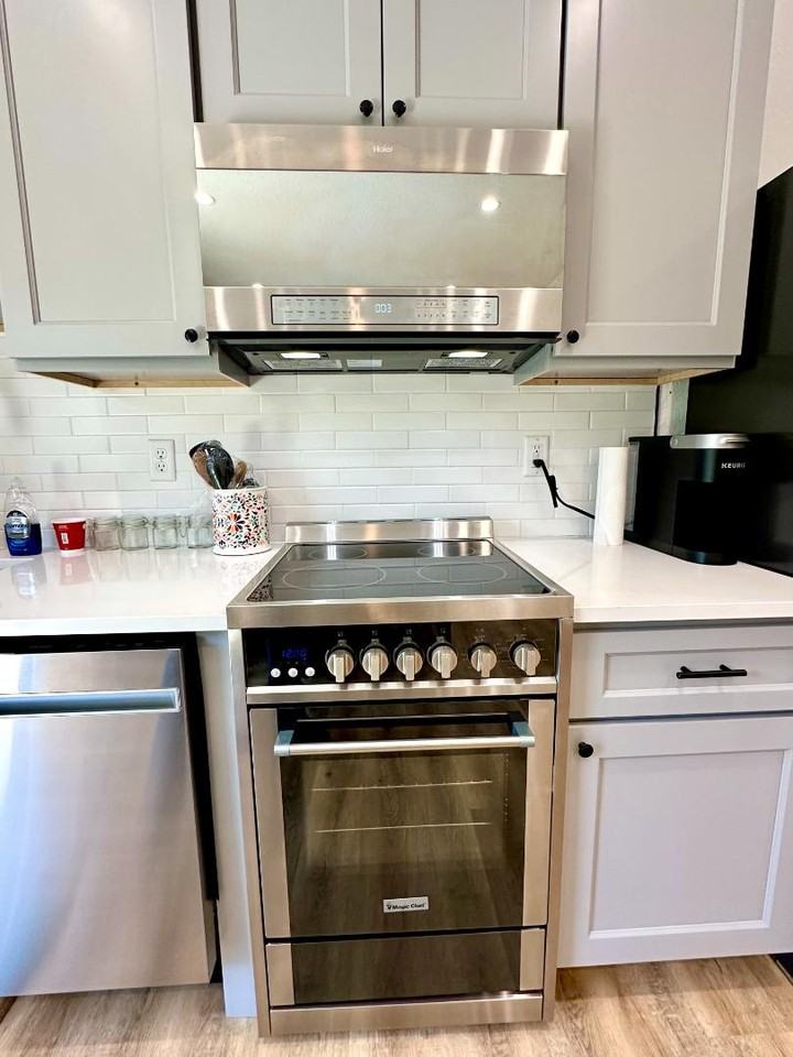 1946 Rhinestone - Photo 7 of 20