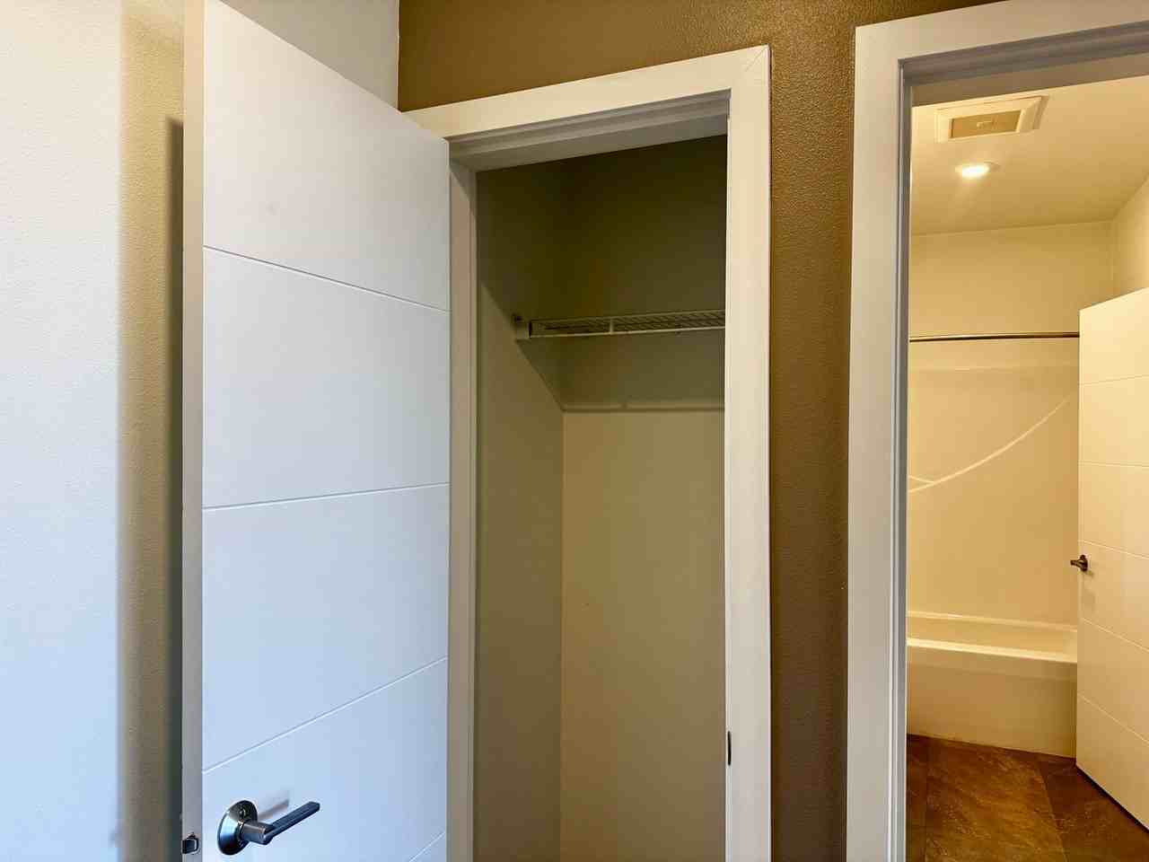 Overlook Park Apartments - Photo 5 of 21