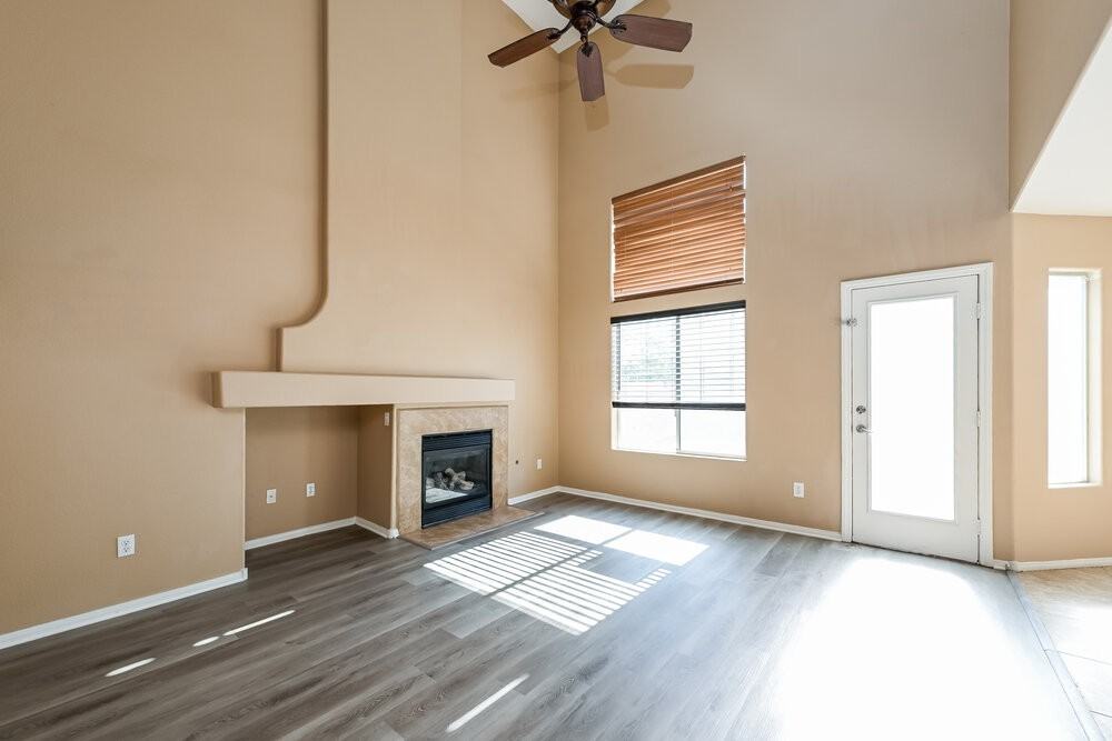 7648 Lookout Hill St - Photo 5 of 17