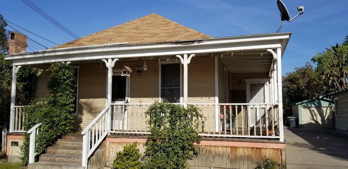 281 N Grand St - Photo 2 of 11