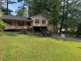 3820 Menloe Way - Photo 1 of 1