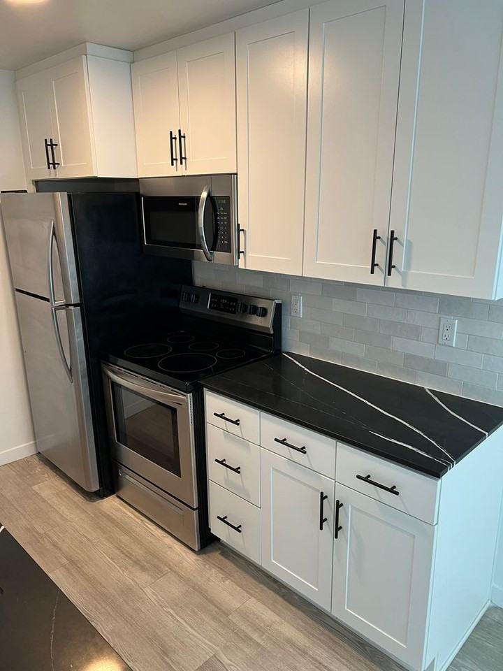 Star North Apartments - Photo 5 of 50